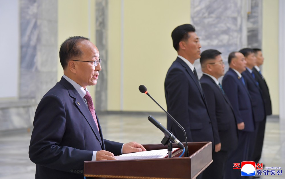 조선로동당창건 80돐경축 국가도서전람회 개막